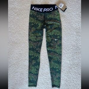 Nike Pro Dri-FIT Floral Printed Training Leggings - XS
